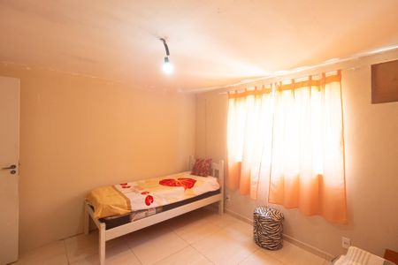 Casa de condomínio para alugar com 120m², 2 quartos e sem vagaQuarto