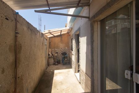 Casa de condomínio para alugar com 120m², 2 quartos e sem vagaVaranda