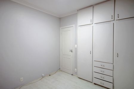 Apartamento à venda com 108m², 3 quartos e 2 vagasQuarto 2