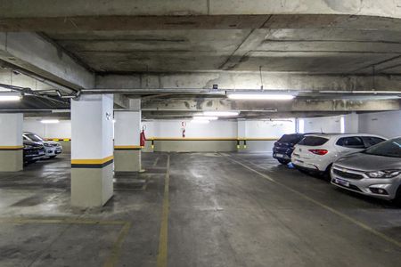 Apartamento à venda com 108m², 3 quartos e 2 vagas Apartamento à venda com 108m², 3 quartos e 2 vagasGaragem