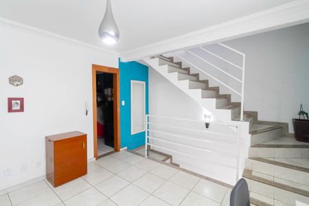 Apartamento à venda com 140m², 4 quartos e 1 vaga Apartamento à venda com 140m², 4 quartos e 1 vagaSala