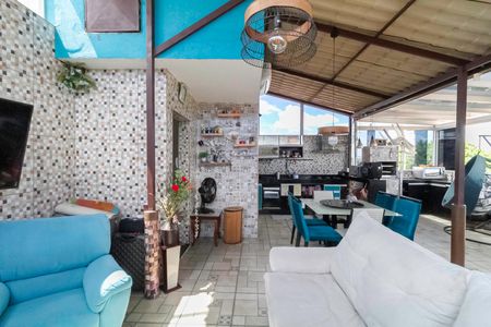 Apartamento à venda com 140m², 4 quartos e 1 vaga Apartamento à venda com 140m², 4 quartos e 1 vagaCobertura