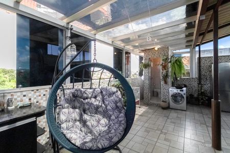 Apartamento à venda com 140m², 4 quartos e 1 vaga Apartamento à venda com 140m², 4 quartos e 1 vagaCobertura