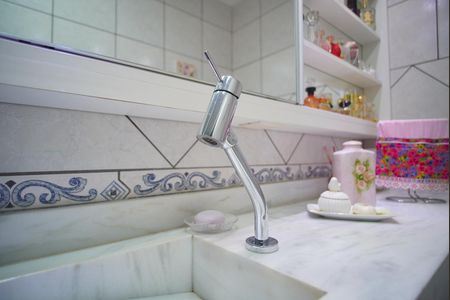 Apartamento à venda com 100m², 2 quartos e sem vagaBanheiro Corredor - Torneira