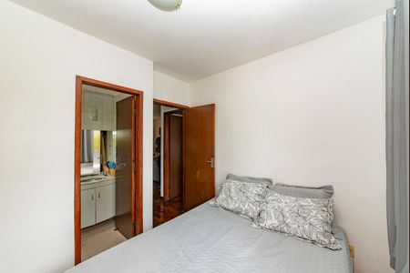 Apartamento à venda com 60m², 3 quartos e 1 vaga Apartamento à venda com 60m², 3 quartos e 1 vagaSuíte