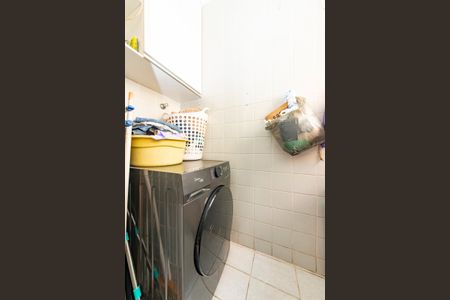 Apartamento à venda com 60m², 3 quartos e 1 vaga Apartamento à venda com 60m², 3 quartos e 1 vagaÁrea de Serviço