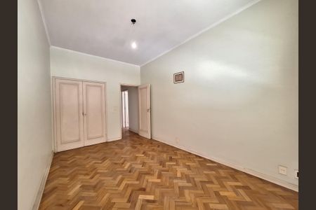 Apartamento para alugar com 300m², 3 quartos e 1 vaga Apartamento para alugar com 300m², 3 quartos e 1 vagaQuarto 2