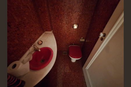 Apartamento para alugar com 300m², 3 quartos e 1 vaga Apartamento para alugar com 300m², 3 quartos e 1 vagaLavabo