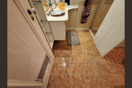 Apartamento para alugar com 300m², 3 quartos e 1 vaga Apartamento para alugar com 300m², 3 quartos e 1 vagaBanheiro