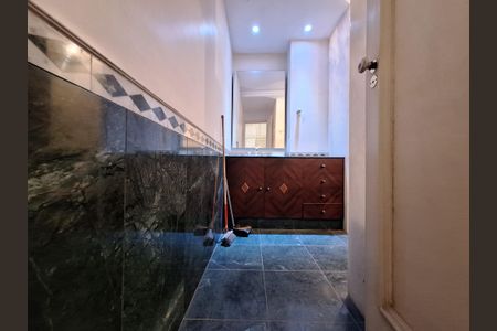 Apartamento para alugar com 300m², 3 quartos e 1 vaga Apartamento para alugar com 300m², 3 quartos e 1 vagaBanheiro da suíte