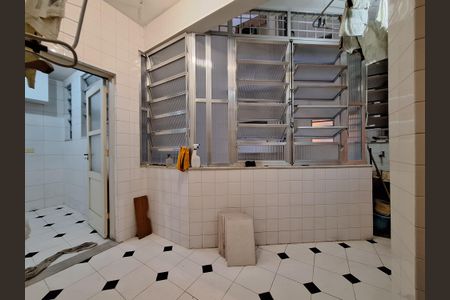 Apartamento para alugar com 300m², 3 quartos e 1 vaga Apartamento para alugar com 300m², 3 quartos e 1 vagaÁrea de serviço