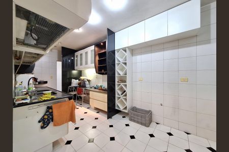 Apartamento para alugar com 300m², 3 quartos e 1 vaga Apartamento para alugar com 300m², 3 quartos e 1 vagaCozinha