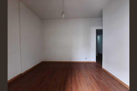 Apartamento à venda com 92m², 2 quartos e 1 vaga