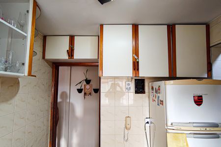 Apartamento à venda com 45m², 2 quartos e 1 vaga Apartamento à venda com 45m², 2 quartos e 1 vagaCozinha e área de serviço