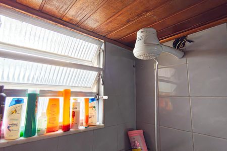 Apartamento à venda com 45m², 2 quartos e 1 vaga Apartamento à venda com 45m², 2 quartos e 1 vagaBanheiro Social