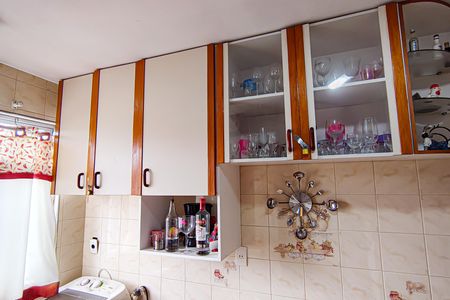 Apartamento à venda com 45m², 2 quartos e 1 vaga Apartamento à venda com 45m², 2 quartos e 1 vagaCozinha e área de serviço