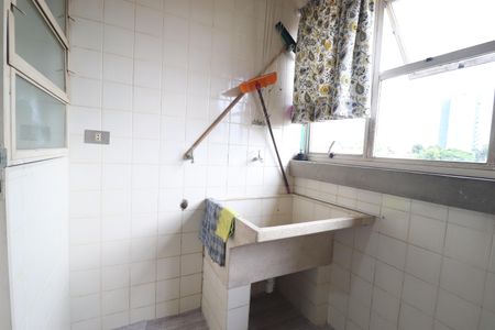 Apartamento à venda com 97m², 2 quartos e 1 vagaÁrea de Serviço