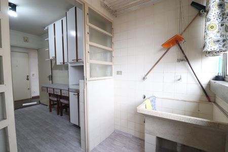 Apartamento à venda com 97m², 2 quartos e 1 vagaÁrea de Serviço