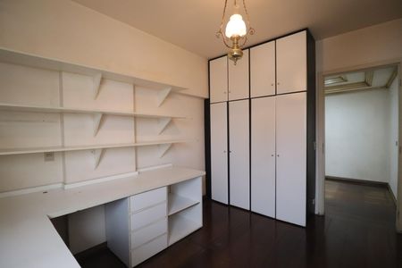 Apartamento à venda com 97m², 2 quartos e 1 vagaQuarto 2