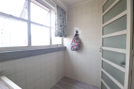 Apartamento à venda com 97m², 2 quartos e 1 vagaÁrea de Serviço