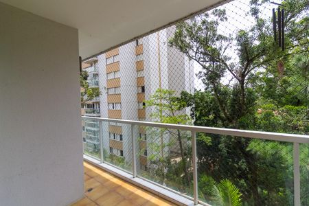 Varanda Sala de apartamento à venda com 4 quartos, 170m² em Santo Amaro, São Paulo