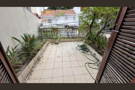 Casa à venda com 185m², 5 quartos e 3 vagas