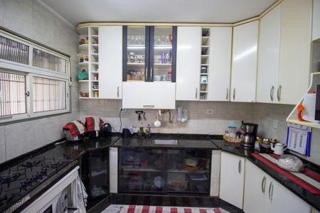 Casa à venda com 151m², 4 quartos e 3 vagas Casa à venda com 151m², 4 quartos e 3 vagasCozinha