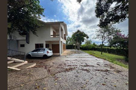 Casa à venda com 240m², 3 quartos e 2 vagas Casa à venda com 240m², 3 quartos e 2 vagasÁrea comum