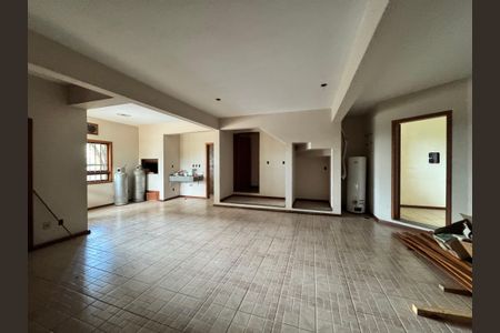 Casa à venda com 240m², 3 quartos e 2 vagas Casa à venda com 240m², 3 quartos e 2 vagasGaragem