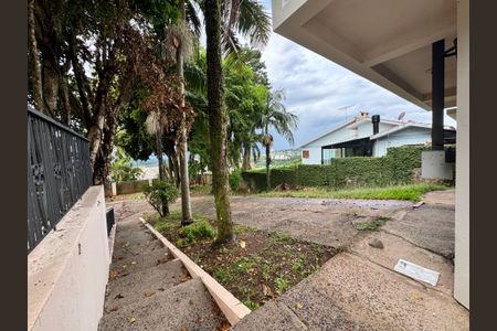 Casa à venda com 240m², 3 quartos e 2 vagas Casa à venda com 240m², 3 quartos e 2 vagasÁrea comum