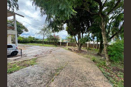 Casa à venda com 240m², 3 quartos e 2 vagas Casa à venda com 240m², 3 quartos e 2 vagasÁrea comum