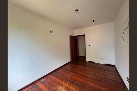 Casa à venda com 240m², 3 quartos e 2 vagas Casa à venda com 240m², 3 quartos e 2 vagasquarto 2
