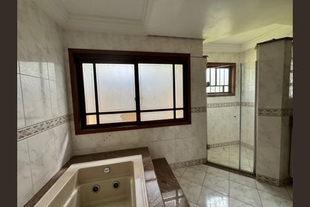 Casa à venda com 240m², 3 quartos e 2 vagas Casa à venda com 240m², 3 quartos e 2 vagasBanheiro da Suíte