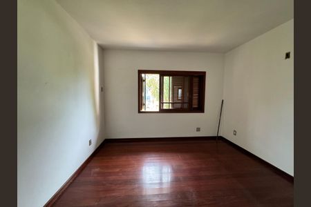 Casa à venda com 240m², 3 quartos e 2 vagas Casa à venda com 240m², 3 quartos e 2 vagasQuarto Suíte