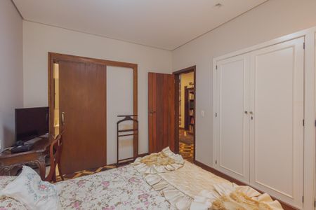 Casa à venda com 600m², 3 quartos e 5 vagasSuíte 1