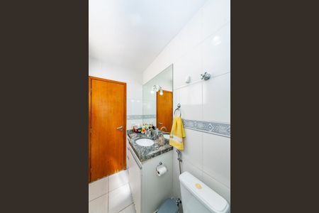 Apartamento à venda com 180m², 4 quartos e 2 vagas Apartamento à venda com 180m², 4 quartos e 2 vagasBanheiro da Suíte 2