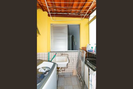 Apartamento à venda com 180m², 4 quartos e 2 vagas Apartamento à venda com 180m², 4 quartos e 2 vagasÁrea de Serviço