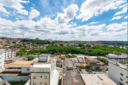 Apartamento à venda com 180m², 4 quartos e 2 vagas Apartamento à venda com 180m², 4 quartos e 2 vagasVaranda