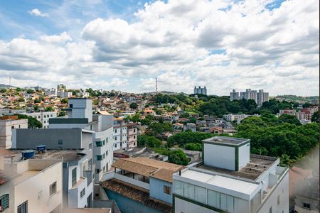 Apartamento à venda com 180m², 4 quartos e 2 vagas Apartamento à venda com 180m², 4 quartos e 2 vagasSuíte 1