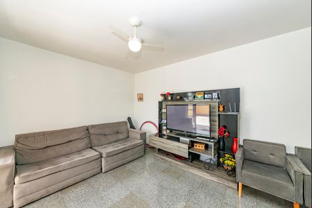 Apartamento à venda com 180m², 4 quartos e 2 vagas Apartamento à venda com 180m², 4 quartos e 2 vagasSala 2