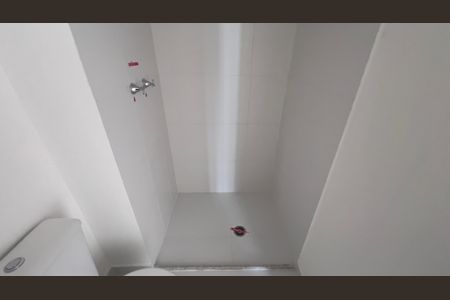 Studio à venda com 26m², 1 quarto e sem vaga Studio à venda com 26m², 1 quarto e sem vagaBanheiro