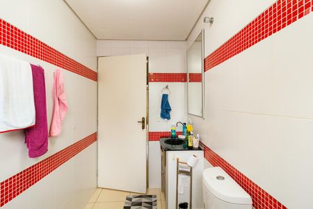 Casa à venda com 155m², 3 quartos e 2 vagasBanheiro