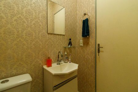 Casa à venda com 155m², 3 quartos e 2 vagasLavabo