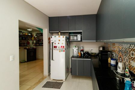 Casa à venda com 155m², 3 quartos e 2 vagasCozinha