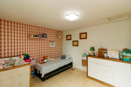 Casa à venda com 155m², 3 quartos e 2 vagasQuarto