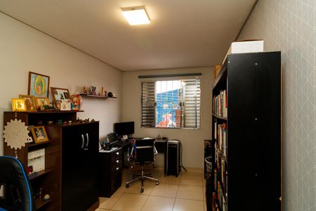 Casa à venda com 155m², 3 quartos e 2 vagasQuarto 2