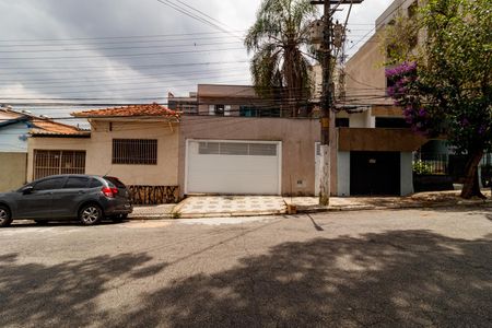 Casa à venda com 155m², 3 quartos e 2 vagasFachada
