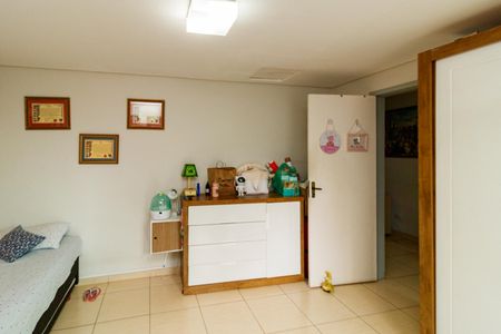 Casa à venda com 155m², 3 quartos e 2 vagasQuarto