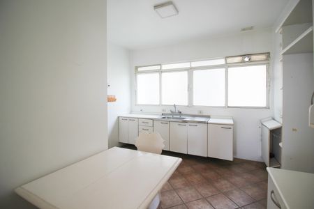Apartamento à venda com 180m², 2 quartos e 1 vaga Apartamento à venda com 180m², 2 quartos e 1 vagaCozinha