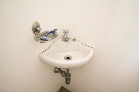 Apartamento à venda com 180m², 2 quartos e 1 vaga Apartamento à venda com 180m², 2 quartos e 1 vagaBanheiro de serviço